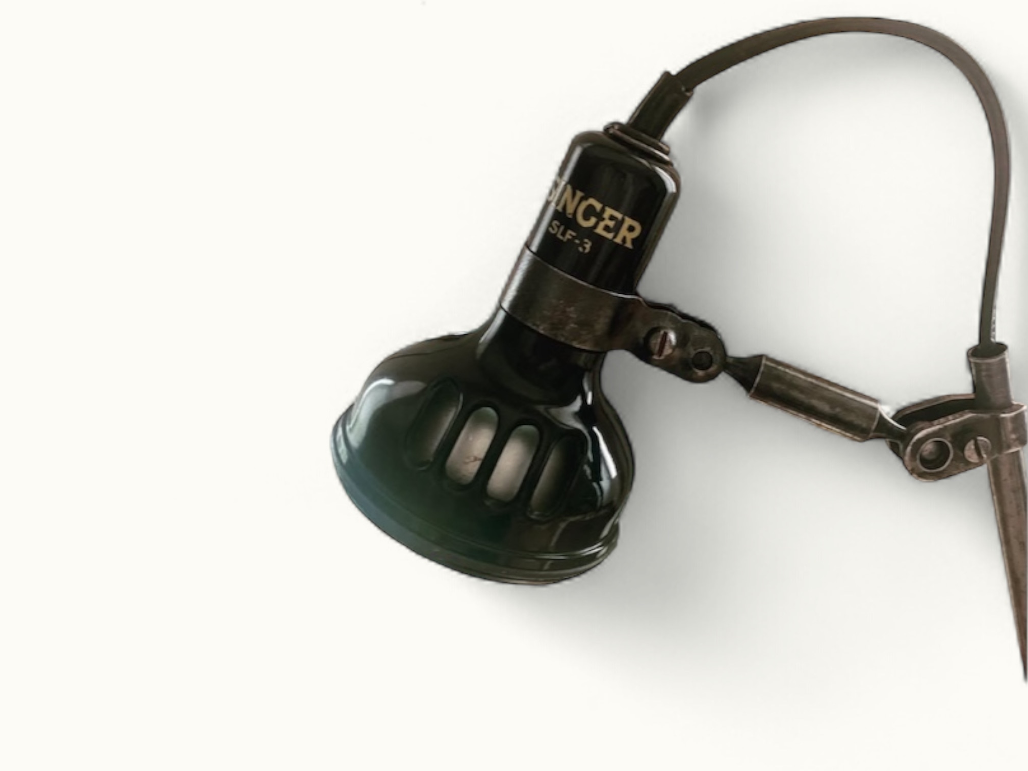 Lampe de couture vintage de marque SINGER modèle SLF 3 par SIMANCO