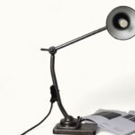 Icône Bauhaus : la 802PL de Marianne Brandt pour Kandem