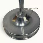 Lampe-Houillon-22-6 Lampe orientable ÉCLAIR n°22 — Eugène Émile Houillon, France, vers 1930. Base aluminium, bras double articulé à rotule centrale, abat-jour métal d'origine. Luminaire d'atelier vintage d'origine.