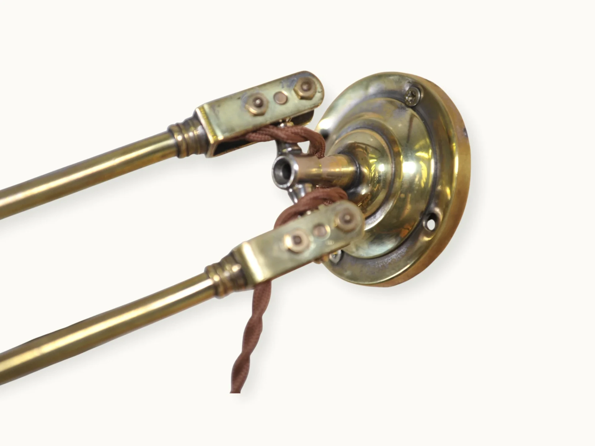 applique-genouillere-modele-3362-3 Applique Genouillère à articulations automatiques et indéréglables, modèle 3.362 - Éditeur : Manufacture Parisienne d'Appareillage Electrique