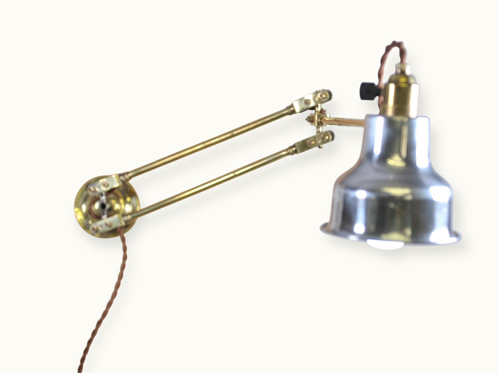 applique-genouillere-modele-3362-4 Applique Genouillère à articulations automatiques et indéréglables, modèle 3.362 - Éditeur : Manufacture Parisienne d'Appareillage Electrique