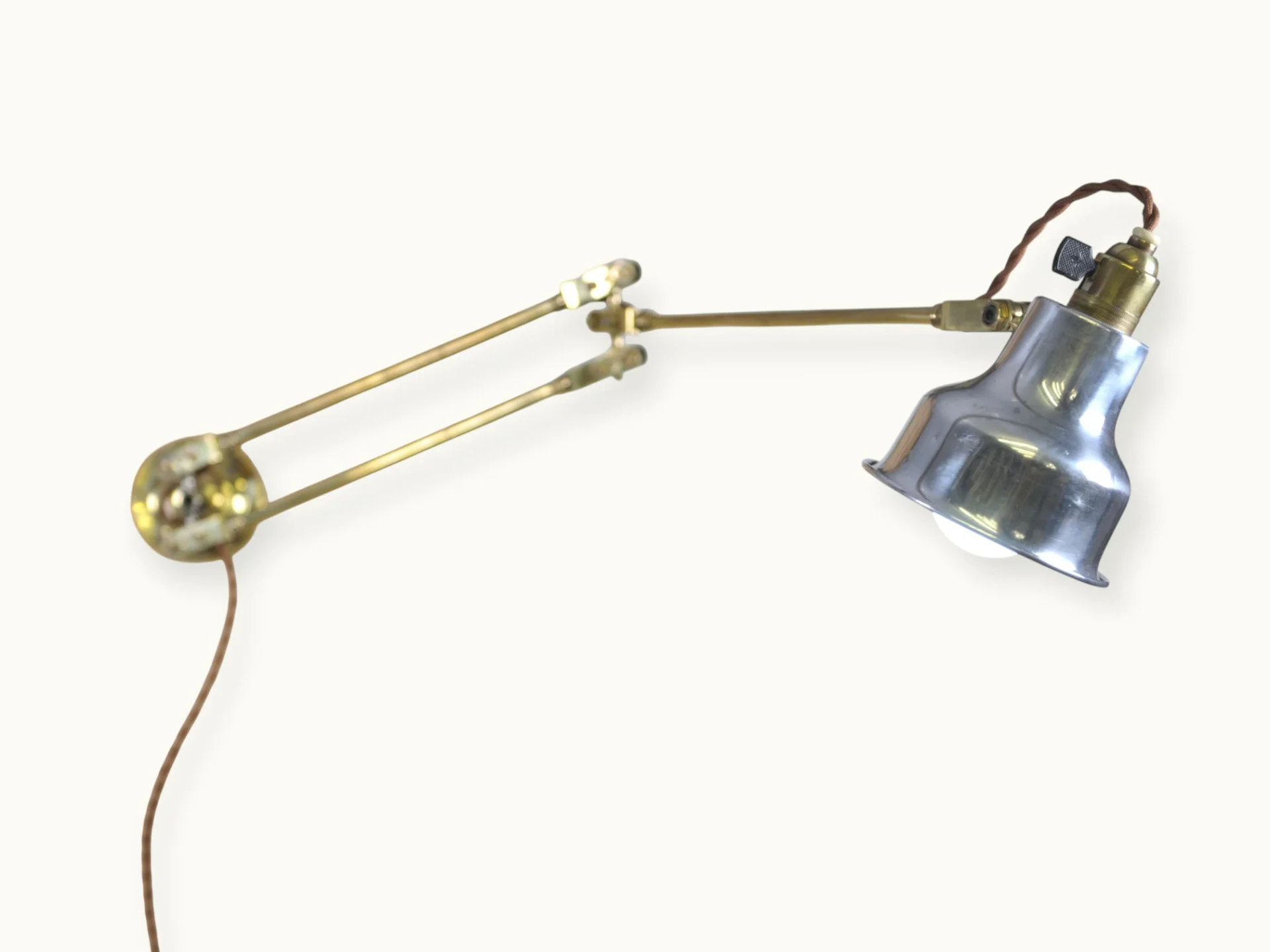 applique-genouillere-modele-3362-5 Applique Genouillère à articulations automatiques et indéréglables, modèle 3.362 - Éditeur : Manufacture Parisienne d'Appareillage Electrique