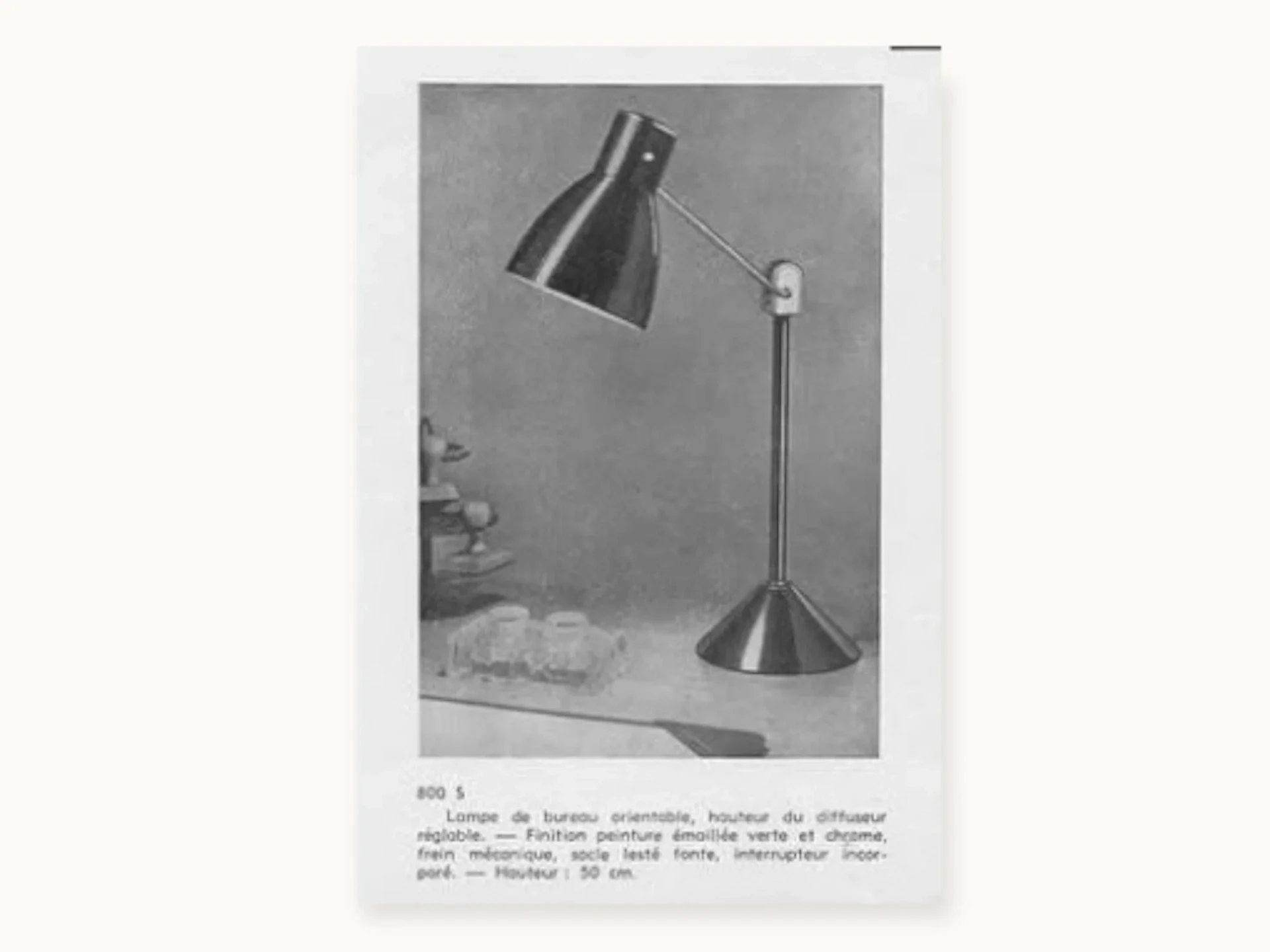 Lampe de bureau JUMO 800 S vintage (vers 1950) — émail vert, chrome, socle fonte lesté, frein mécanique, hauteur diffuseur réglable. Rénovée. Traces du temps visibles.